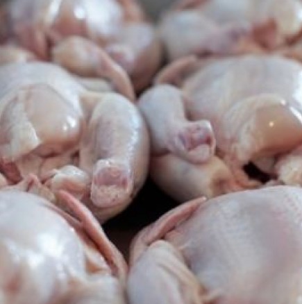 Вижте кои от пилетата, които консумираме, са киснати в белина!