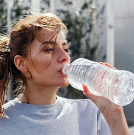 Защо не бива да пием вода от бутилка
