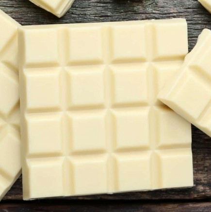 Белият шоколад не е съмвсем шоколад – Ето какво представлява и как ви влияе