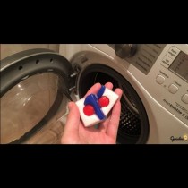 Просто, но гениално: Как да почистите пералнята с таблетки за съдомиялна