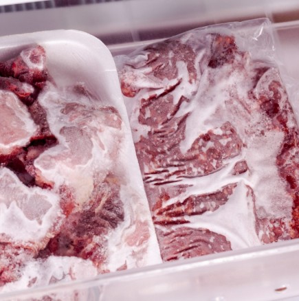 Ето колко време можете да съхранявате месото във фризер и да става за ядене след това