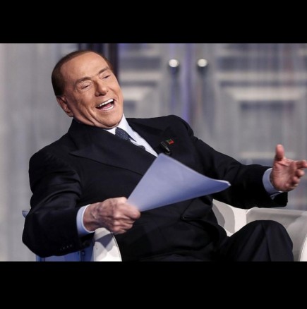 85-годишният Силвио Берлускони си взе булка с 50 години по-млада - вижте красавицата (Снимки):