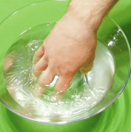 За да проверите как работи сърцето ви, потопете дланта си в студена вода за 30 секунди