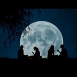 Тази нощ изгрява ЧЕРНАТА Луна, която владее съдбите ни до началото на 2023! Ето какво да (НЕ) правим: