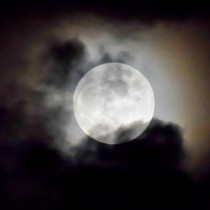 Черна луна настъпва на 30 май! Какво трябва и НЕ трябва да се прави на Новолунието!