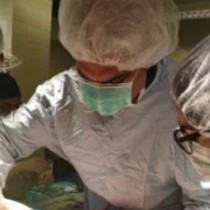 Извадиха 7-килограмов тумор от яйчника на жена от Пловдив-Снимки