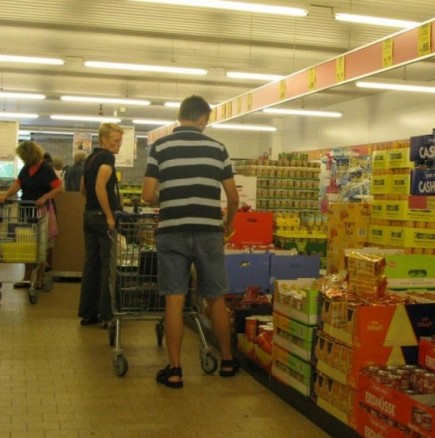 Клиент на хипермаркет в чужбина показа касов бон-Ще настръхнете, като сравните с нашите цени!-Снимка