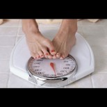 Повечето от нас използват кантара погрешно и се мислят за дебели! Това са 3-те основни правила: