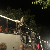 Поредната тежка катастрофа със загинали между автобус и кола край Велико Търново! /СНИМКИ/