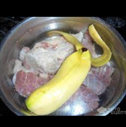 Домакините полудяха по този трик - слагаш кора от банан в тенджерата с месото и става чудо!