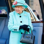 Тайните сигнали, които Елизабет II даваше с чантата си