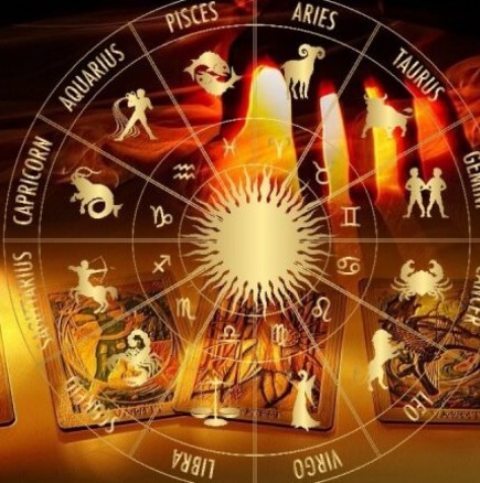 Таро прогноза за 2023-Козирогът получава карта, символизираща ярка харизма, Дева-Принцът на дисковете носи прераждане
