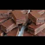 Шоколадов сладкиш САМО с 3 лъжици захар (може и без захар) - готов е, докато мигнеш!
