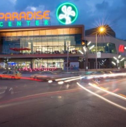 Нова евакуация на мол Парадайс-Линейки и пожарни на място