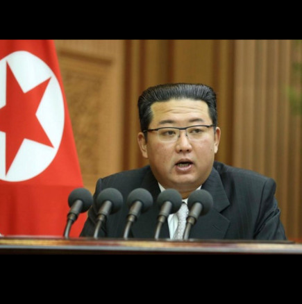 В Северна Корея е забранено да произнасят името й! Ето как изглежда тайната дъщеря на Ким Чен-Ун (СНИМКИ):