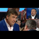 "Баджанаците" Веселин Маринов и Рачков с нов цирк пред зрителите (СНИМКА 18+)