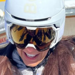 Анелия се показа на ски пистата с новата си любов-Снимка на скиорите