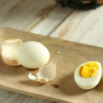 Защо трябва да разклатите яйцата, преди да ги сварите!
