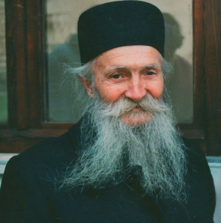 Православен монах: Господ ни е показал как да лекуваме рака! Ето какво да правите: