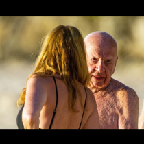 „Той дори не може да стои прав!“: Как изглеждат 92-годишният милиардер и булката му преди сватбата (СНИМКИ)
