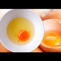 Опасни ли са яйцата с петна от кръв? Ето цялата истина: