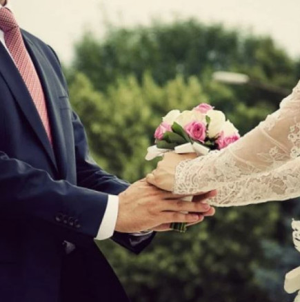 Младоженец отмени сватбата си заради слаби оценки на булката