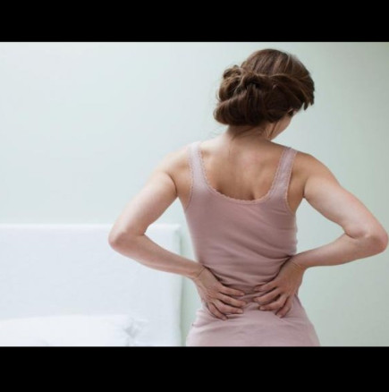 Учени бият аларма: Болката в гърба при жени на ТАЗИ възраст е смъртоносна