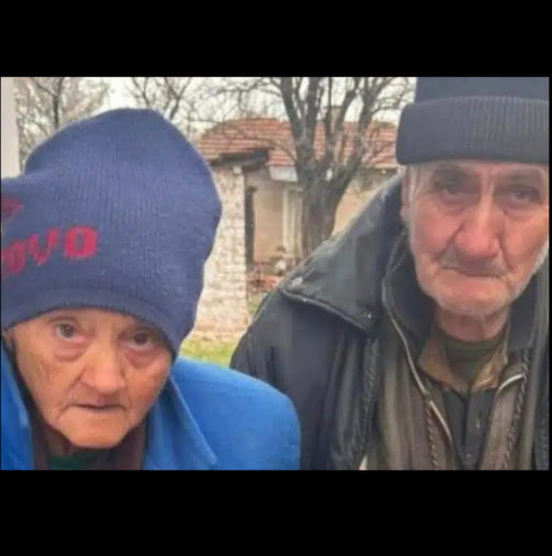 Това ли заслужават българските пенсионери?! Дядо бута жена си в количка за вар цели 3км, за да я заведе на лекар
