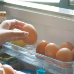 Незабавно изхвърлете яйцата, ако забележите тези признаци: опасно е да ги ядете