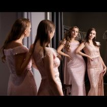 Наближават баловете - 5 модела рокли, които ЗА НИЩО НА СВЕТА да не обличате! Тотално демоде са вече (СНИМКИ):