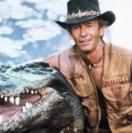 Помните ли Дънди Крокодила-Колко е остарял днес-Абсурд е да го познаете!-Снимка
