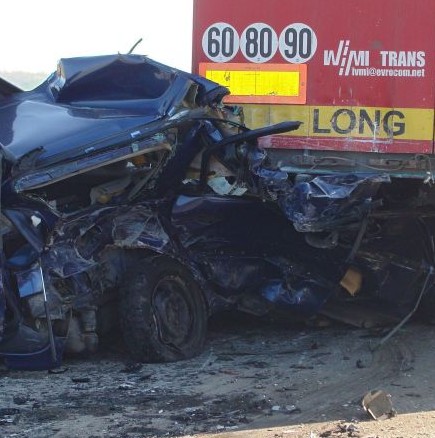 Криминалистите, правили огледа на катастрофата на магистрала „Тракия“ потресени, но отказват психолог