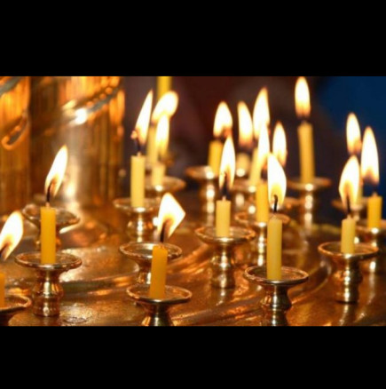 Молитва за душата: как да запалите свещ за мъртвите и на кого да се помолите в църквата?