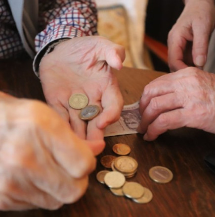 Информация от НОИ: Скачат пенсиите на тази група пенсионери