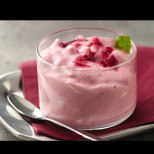 Йогурт-сладолед с малини - райска наслада в жегата, всяка хапка е истински екстаз!