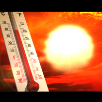 Половин България свети в оранжево! 40+ градуса ни морят днес (КАРТА):