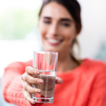 Кардиолозите казват, че пием вода в неподходящо време. Точно тогава имате нужда от него!