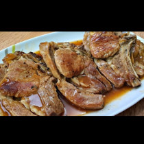 Сочните пържоли се правят САМО ТАКА: Месото ще се отделя от кокала и ще са крехки и вкусни