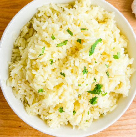 Сложете буркан ориз във всеки ъгъл на стаята, за да се случи нещо, което не сте очаквали 