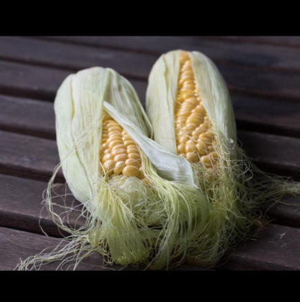 Всички изхвърляме най-полезната част на царевицата - а тя е лек №1 за бъбреци и отекли крака: