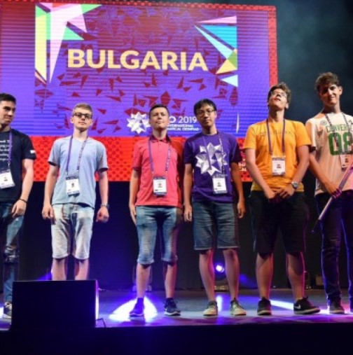 България спечели най-много златни медали, като изпревари всички останали страни, начело със САЩ