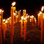 Как правилно да поставите свещи в църквата?  