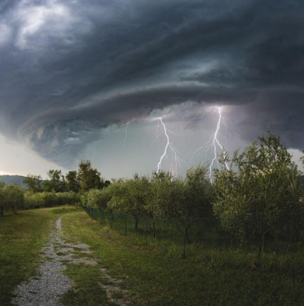 Meteo Balkans с апокалиптична прогноза за времето на Балканския п-в