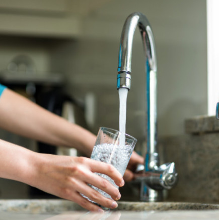 Ето как да разберете, дали чешмяната вода е чиста и годна за пиене-Тест у дома