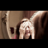 Зловеща поличба: Ето защо НИКОГА не трябва да плачем пред огледалото!