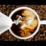 Отровна напитка: какъв вид мляко не трябва да се добавя към кафето