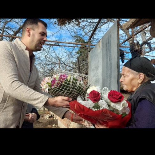 103-годишната баба Милка-Най-възрастната родопчанка радва близките и цялото село