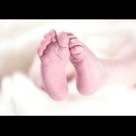 Огромна трагедия: Внезапно почина първото бебе на 2023 г