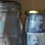 Българите обичат да влагат парите си в две неща