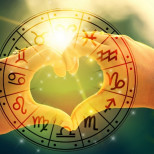 Любовен хороскоп за февруари 2024: Рак, планетите ще се подредят във ваша полза този месец